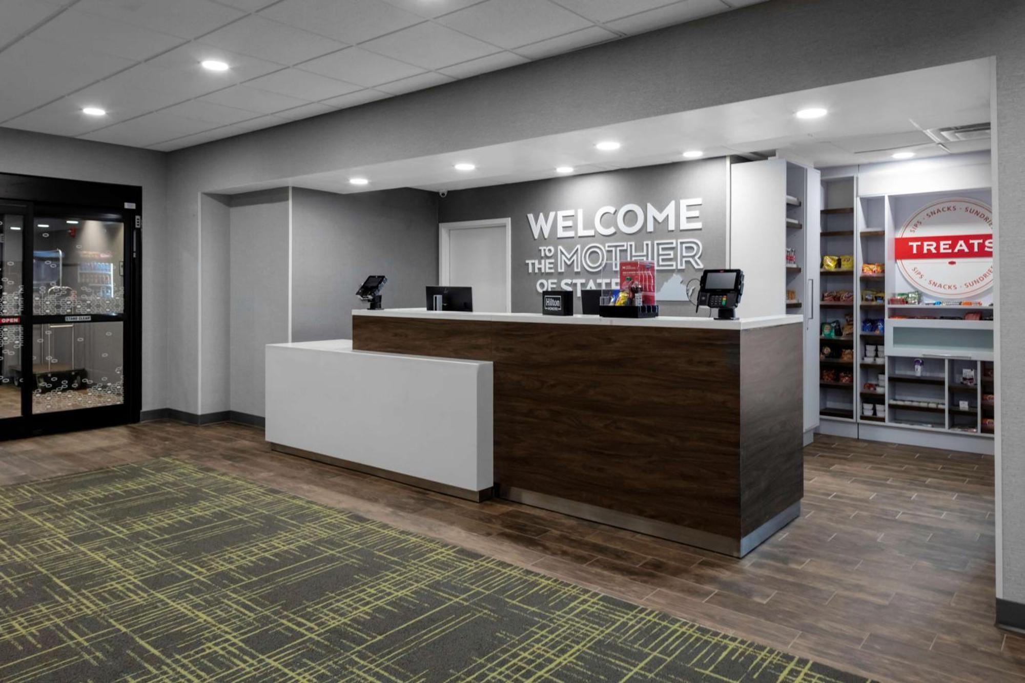 Hampton Inn Gretna - Smith Mountain Lake Exterior foto